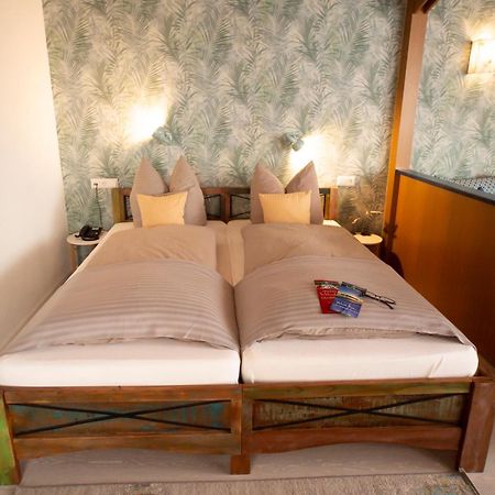 Haus Rose Bed and Breakfast Allensbach Εξωτερικό φωτογραφία