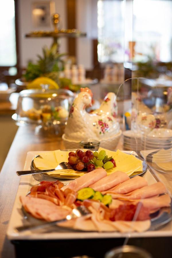Haus Rose Bed and Breakfast Allensbach Εξωτερικό φωτογραφία