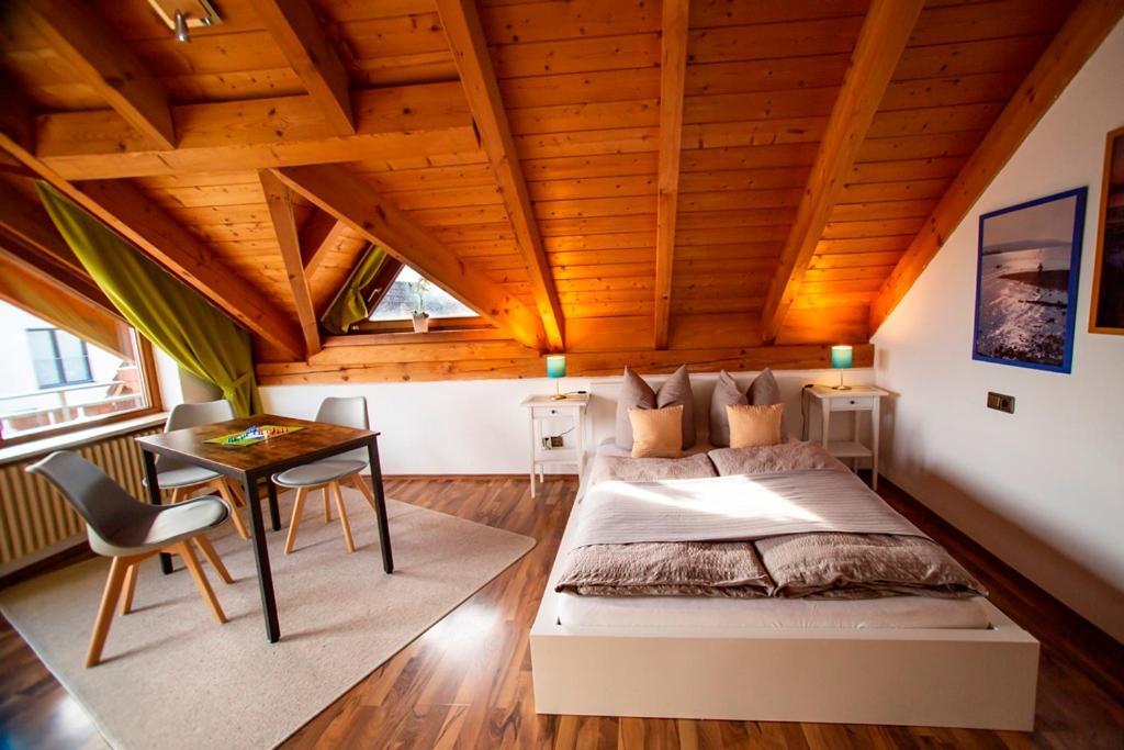 Haus Rose Bed and Breakfast Allensbach Εξωτερικό φωτογραφία