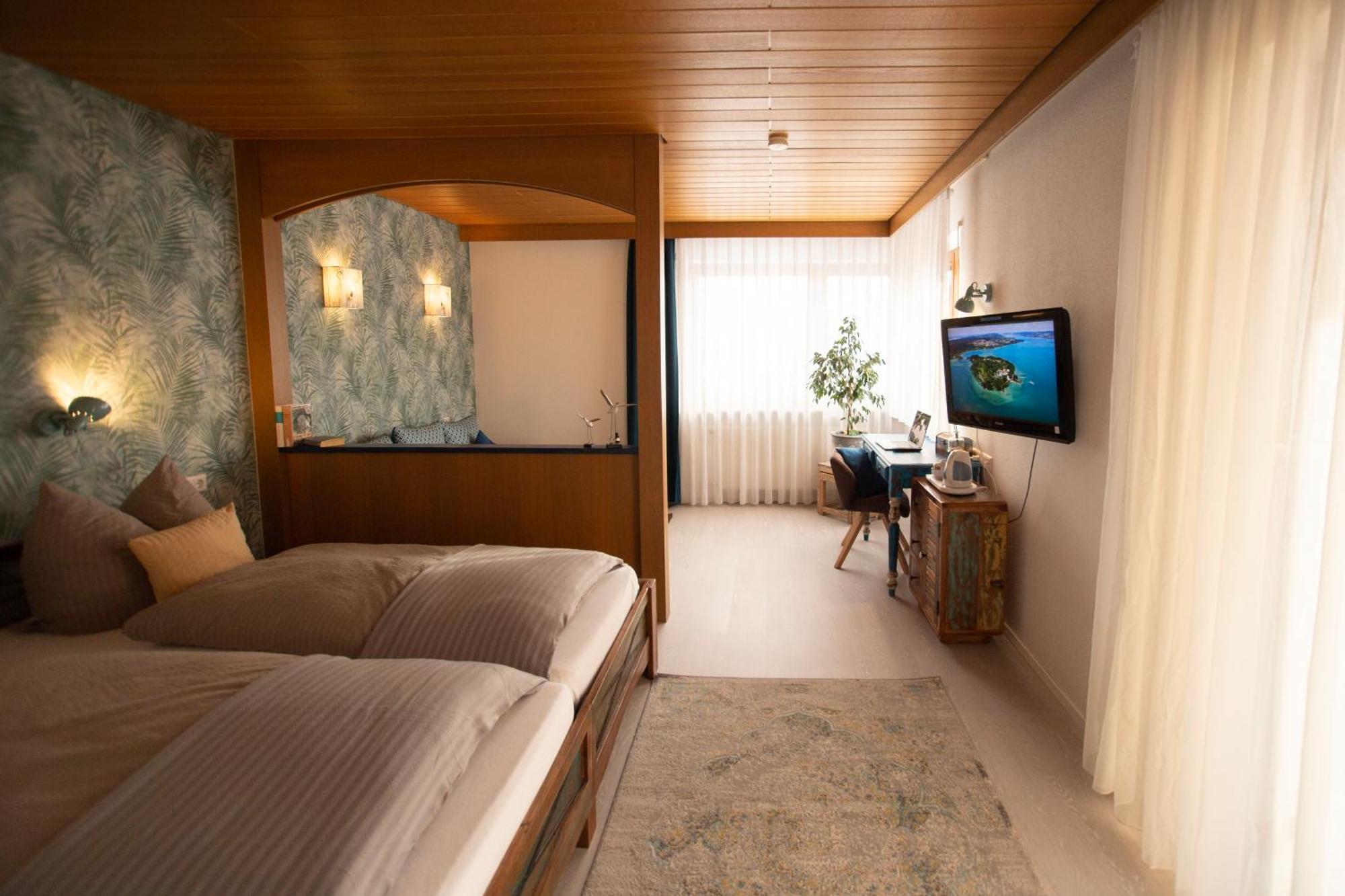 Haus Rose Bed and Breakfast Allensbach Εξωτερικό φωτογραφία