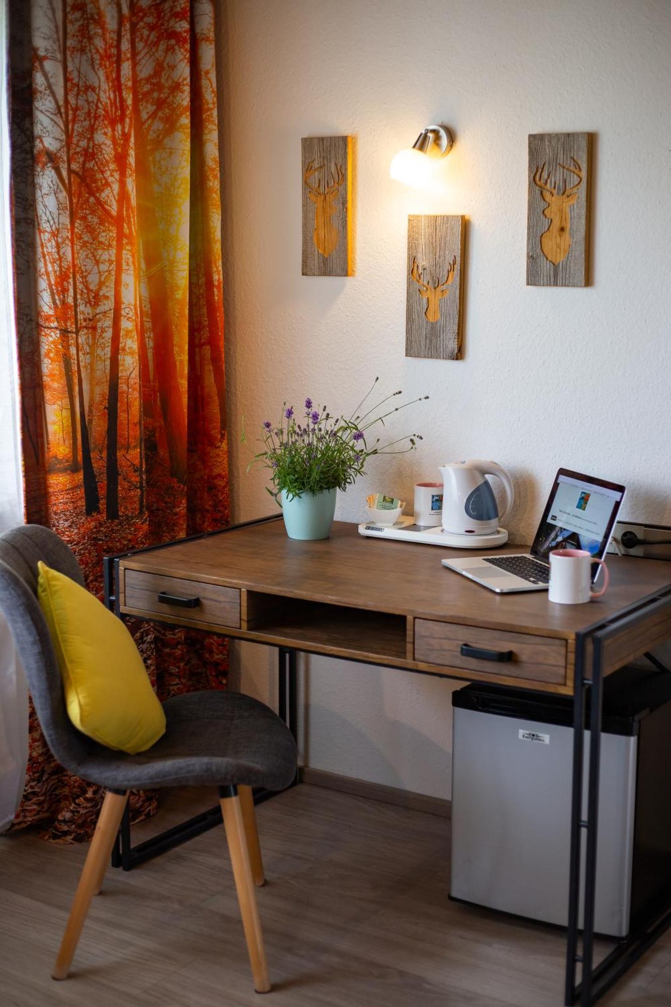 Haus Rose Bed and Breakfast Allensbach Εξωτερικό φωτογραφία