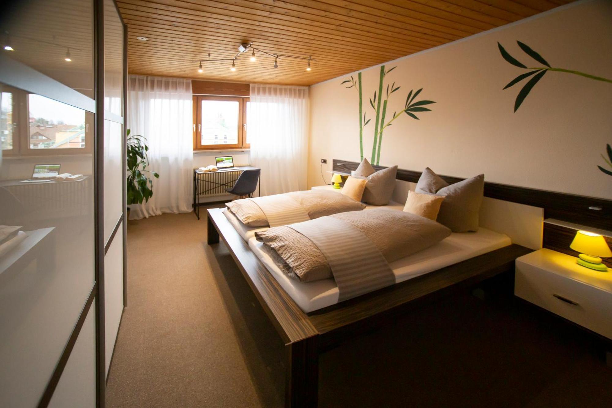 Haus Rose Bed and Breakfast Allensbach Εξωτερικό φωτογραφία
