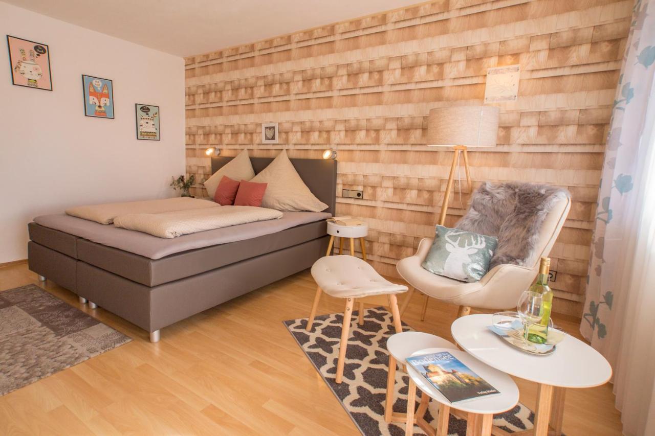 Haus Rose Bed and Breakfast Allensbach Εξωτερικό φωτογραφία